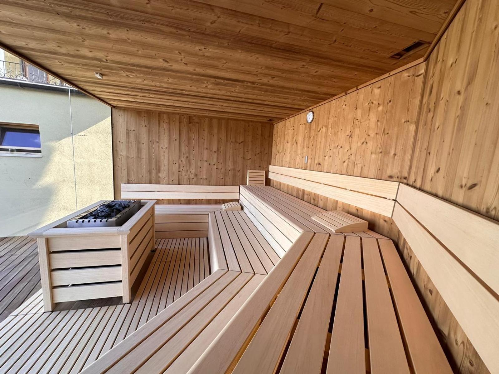 Apartments Kras 24 With Pool Сежана Екстериор снимка